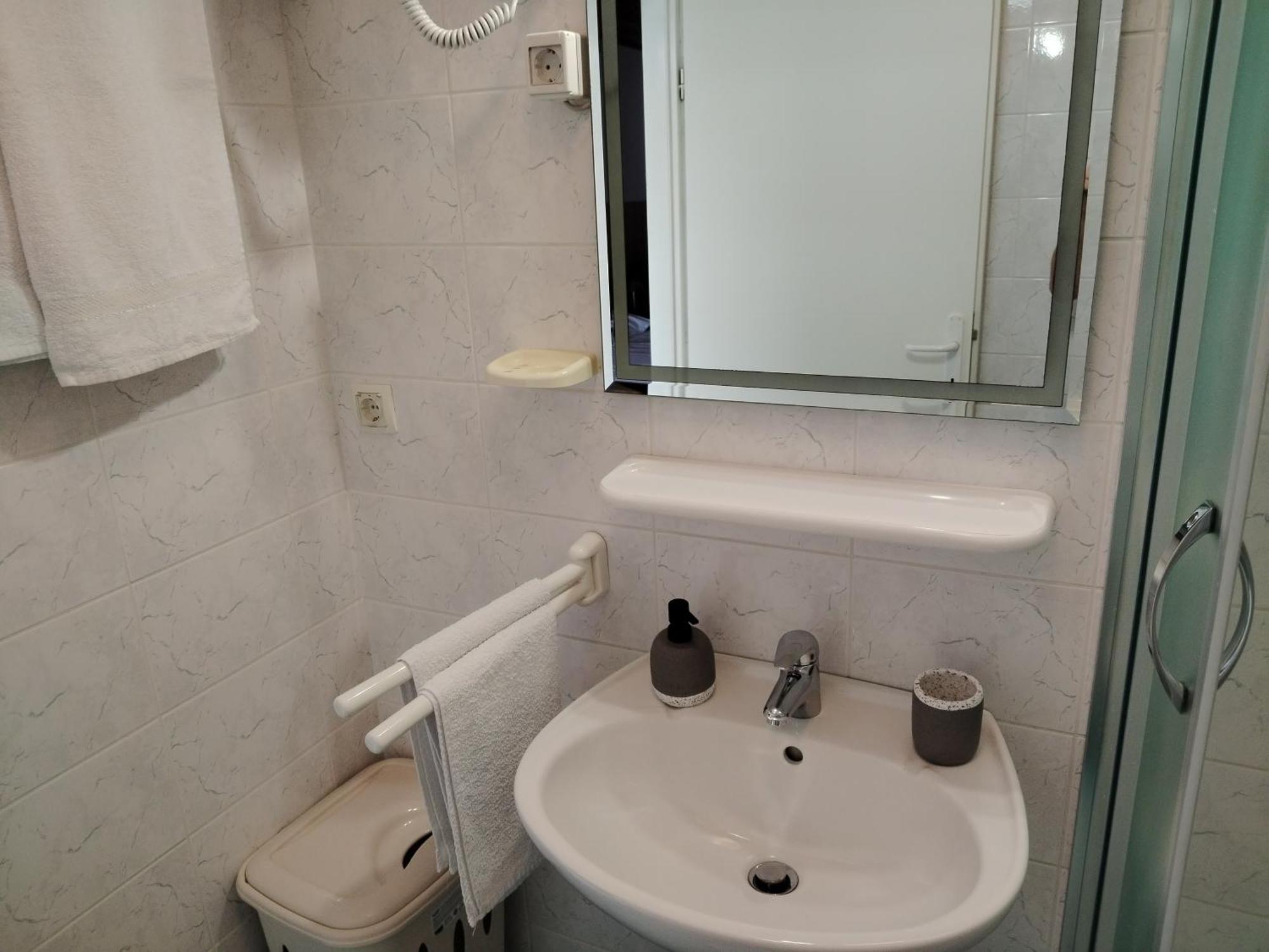 Apartmani Marijan Crikvenica Bagian luar foto